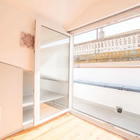 Tagus Balcony * リスボン
