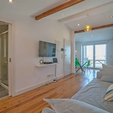 Tagus Balcony Apartamento *